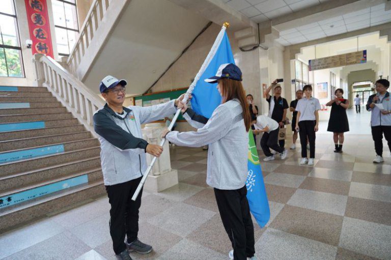 114全運會授旗　縣長楊文科勉選手不屈不撓、全力以赴