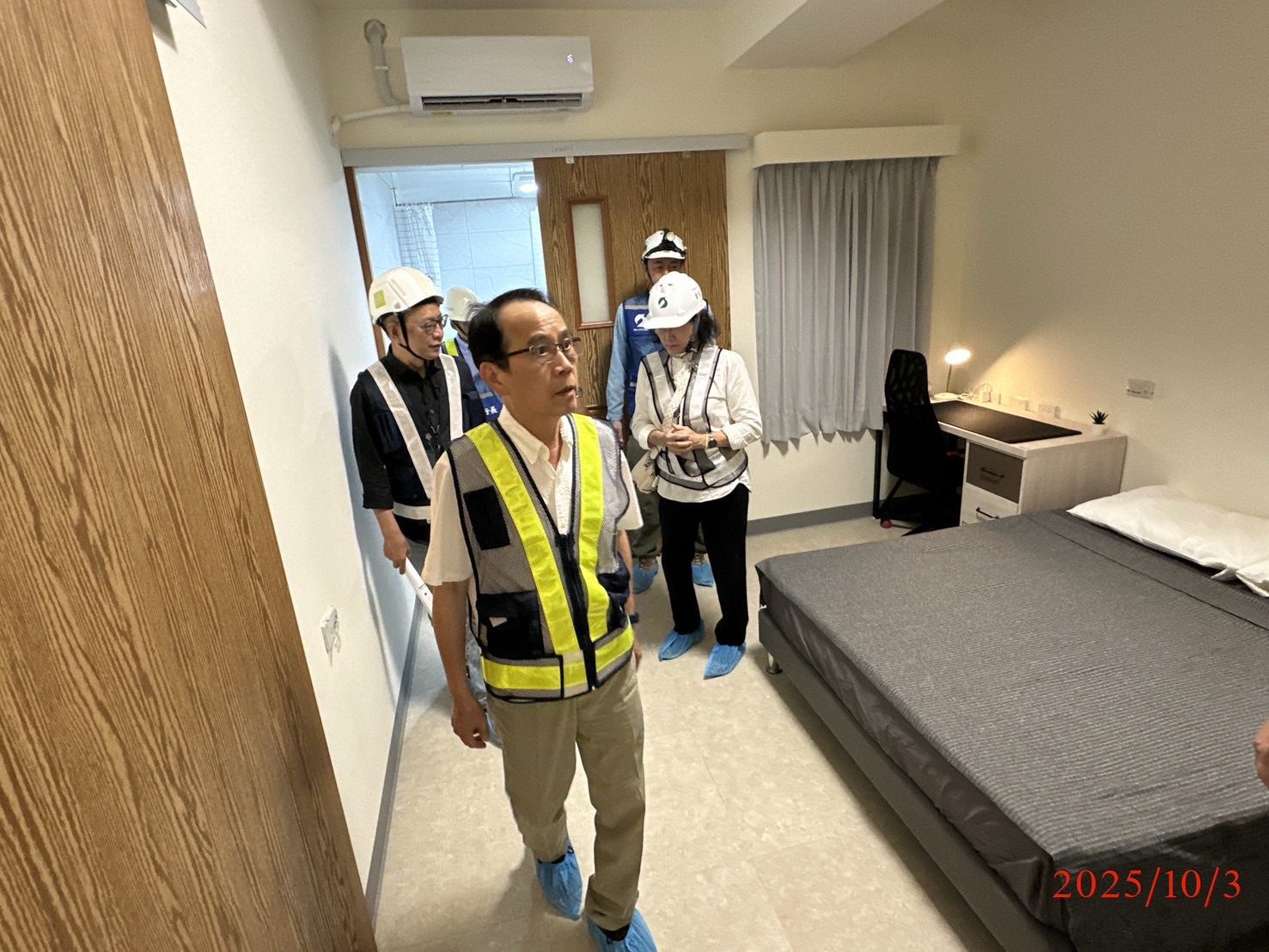 林欽榮副市長率住宅審議委員會視察大寮社宅實品屋,確保品質與宜居 林欽榮副市長率住宅審議委員會視察大寮社宅實品屋,確保品質與宜居