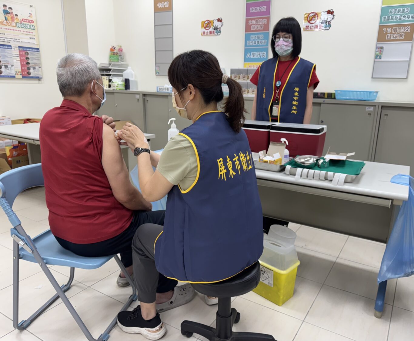 民眾踴躍 施打疫苗 屏縣府衛生局中秋連假護健康不打烊