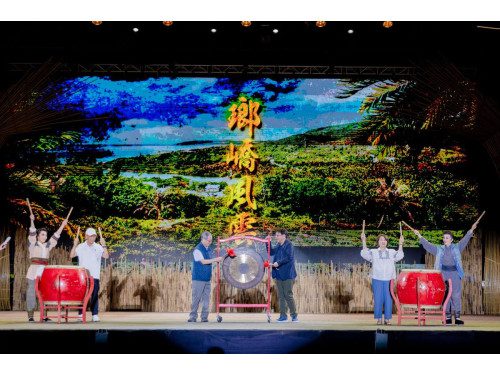 明華園《瑯嶠風雲》震撼全場 吸引3萬觀眾共襄盛舉 明華園《瑯嶠風雲》震撼全場 吸引3萬觀眾共襄盛舉