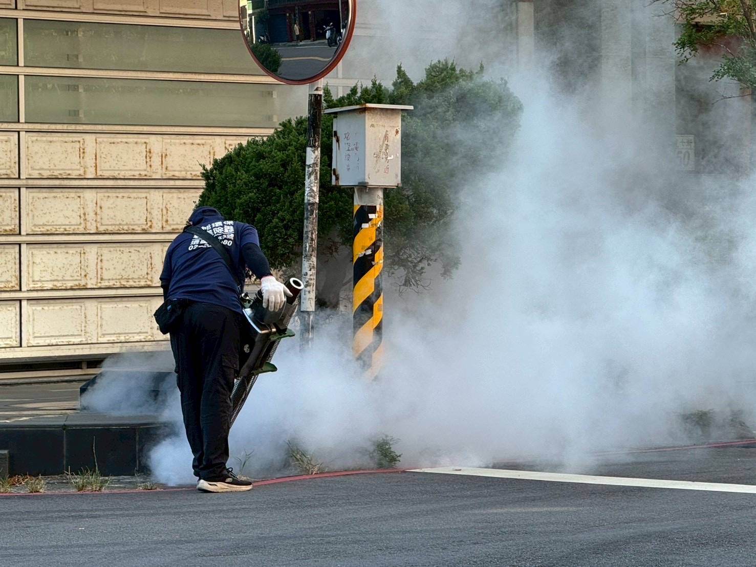 本土登革熱疫情延燒 桃園、龜山進行化學噴藥防治