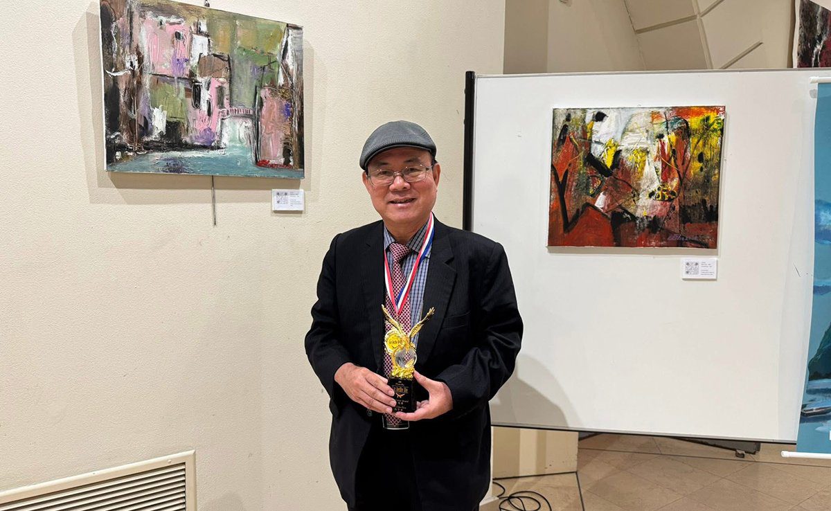 文化部前次長林金田揮灑「離形‧心象」　成美藝廊開展展現心靈風景