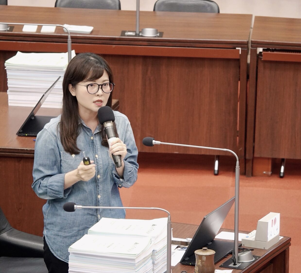 質疑市府隱匿傾倒案場資訊 陳美雅議員要求公開稽查與處罰結果 質疑市府隱匿傾倒案場資訊 陳美雅議員要求公開稽查與處罰結果