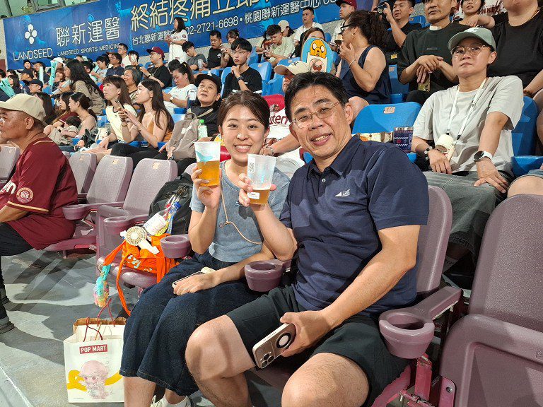 桃市模範清潔隊員表揚暨新裝發表　新制服兼具機能與美感