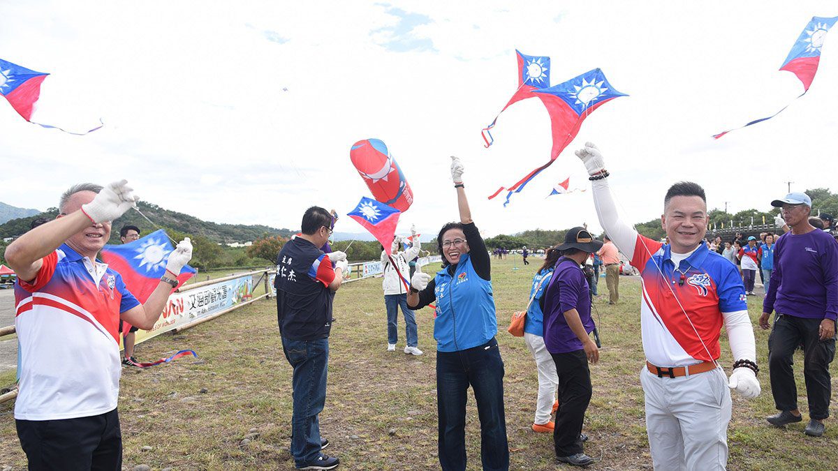 九降風起紙鳶飛揚 苗栗風箏節登場 大湖草莓初綻體驗揭開序幕 九降風起紙鳶飛揚 苗栗風箏節登場 大湖草莓初綻體驗揭開序幕