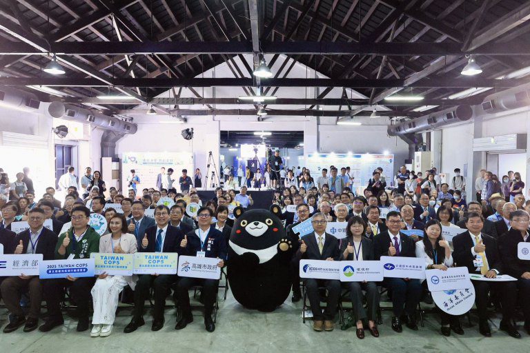 第五屆臺灣氣候行動博覽會駁二登場 陳其邁盼凝聚共識展現應對極端氣候危機與決心 第五屆臺灣氣候行動博覽會駁二登場 陳其邁盼凝聚共識展現應對極端氣候危機與決心
