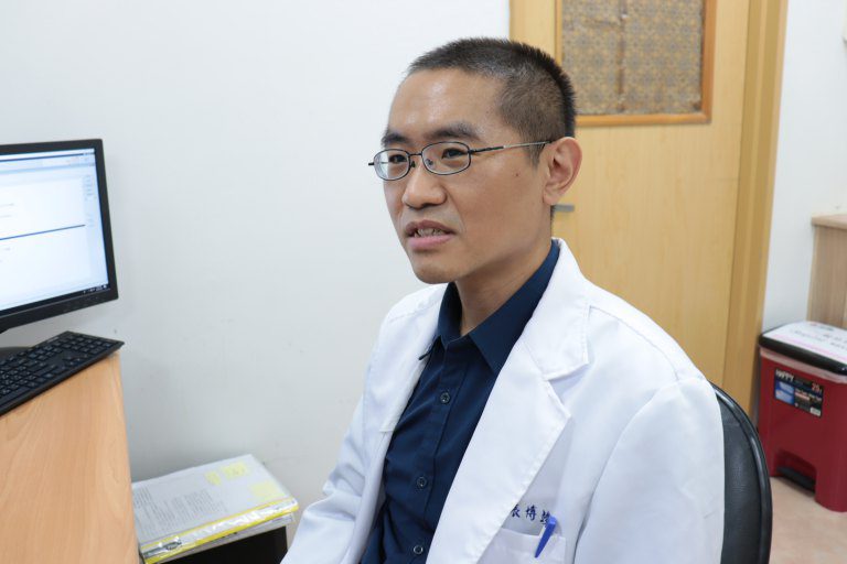 精神患者喉嚨痛誤以為邪體作祟 部彰醫:就醫已是癌末 精神患者喉嚨痛誤以為邪體作祟 部彰醫:就醫已是癌末