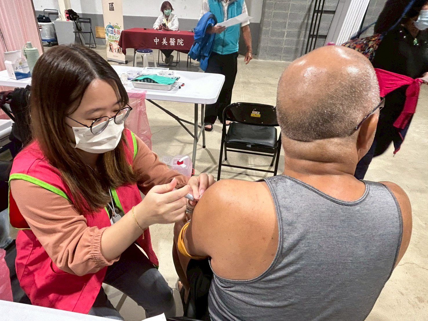 桃園推「左流右新」社區巡迴接種服務 鼓勵民眾打疫苗抽好禮 桃園推「左流右新」社區巡迴接種服務 鼓勵民眾打疫苗抽好禮