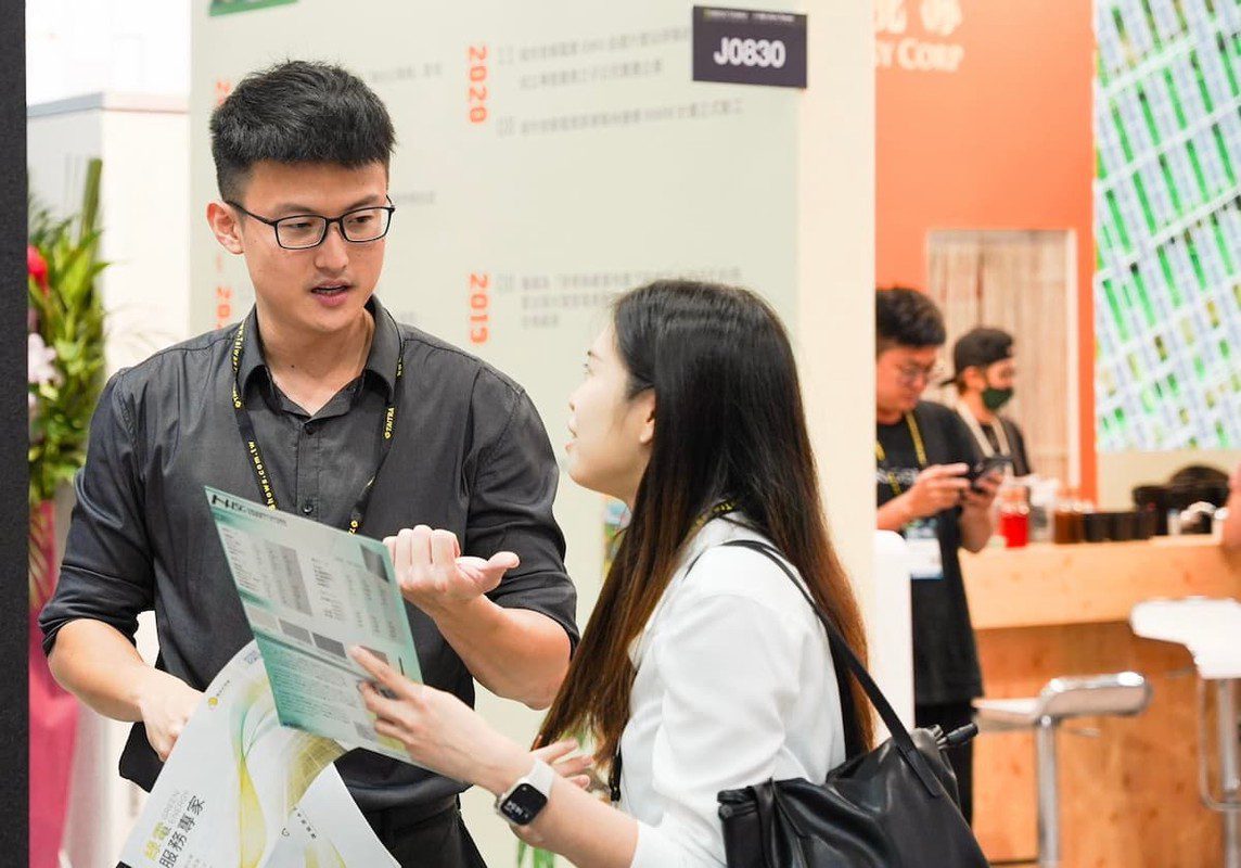 陽光伏特家亮相2025智慧能源週 打造綠電交易零摩擦 陽光伏特家亮相2025智慧能源週 打造綠電交易零摩擦