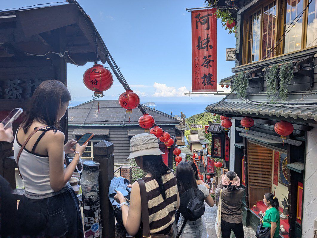 綠色出遊新選擇!新北好行木柵平溪線、九份金瓜石線套票開賣 六折暢玩山海城 綠色出遊新選擇!新北好行木柵平溪線、九份金瓜石線套票開賣 六折暢玩山海城