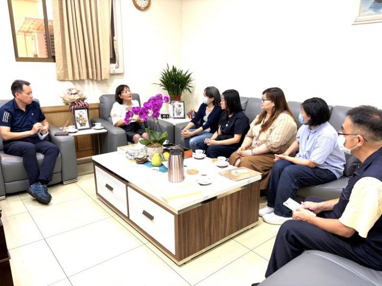 衛福部少年之家主任拜訪新竹榮家共譜青銀共學(融)資源合作