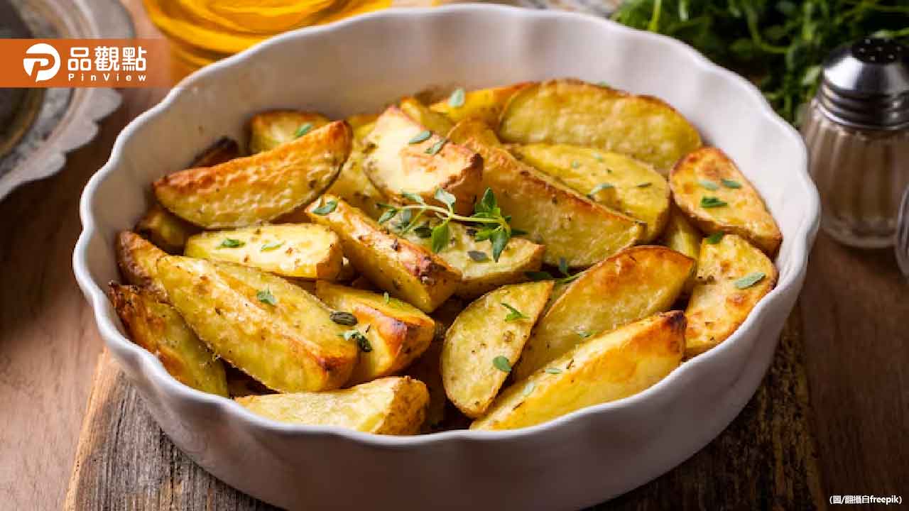 超商熱食大戰開打!7-11推蒸烤馬鈴薯、全家湯底77折 超商熱食大戰開打!7-11推蒸烤馬鈴薯、全家湯底77折