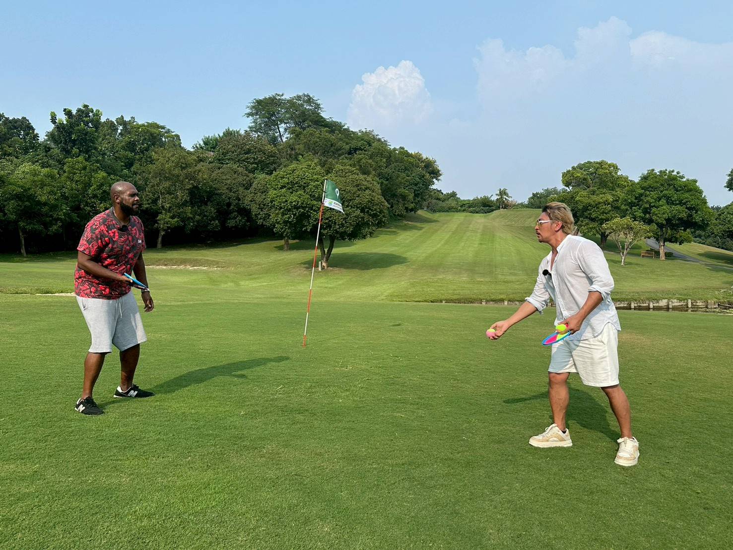 老外帶路!夢多、杜力帶你玩翻高雄果嶺自然公園 老外帶路!夢多、杜力帶你玩翻高雄果嶺自然公園