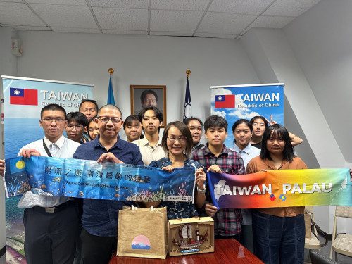 屏東高中生啟航帛琉 逐夢南島海洋 展現青年國際行動力 屏東高中生啟航帛琉 逐夢南島海洋 展現青年國際行動力