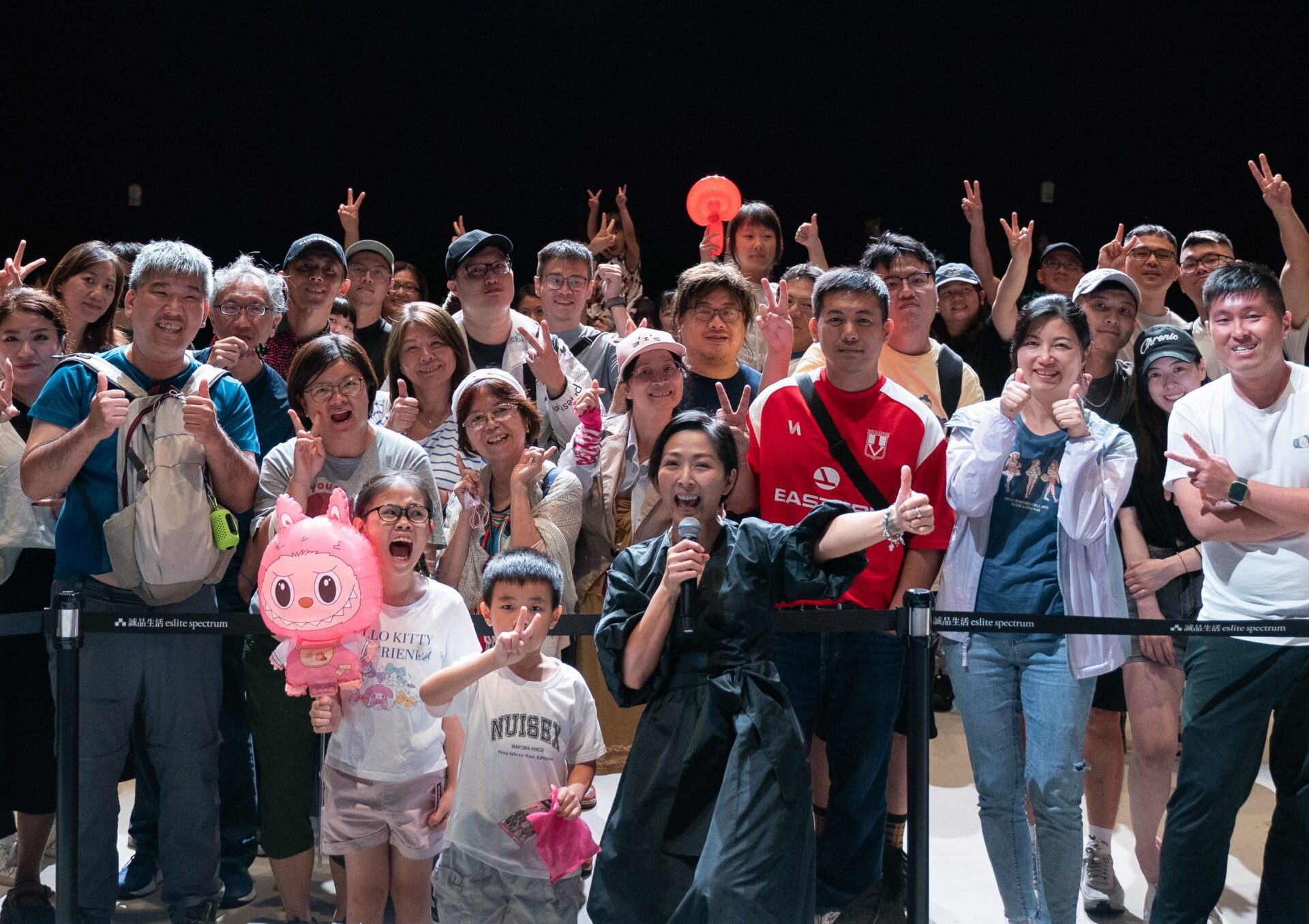 林曉培變身「大歌廳」女伶 領軍陳謙文 田亞霍及邱振哲 郭家瑋等15位音樂人組「祝壽團」輪番獻聲