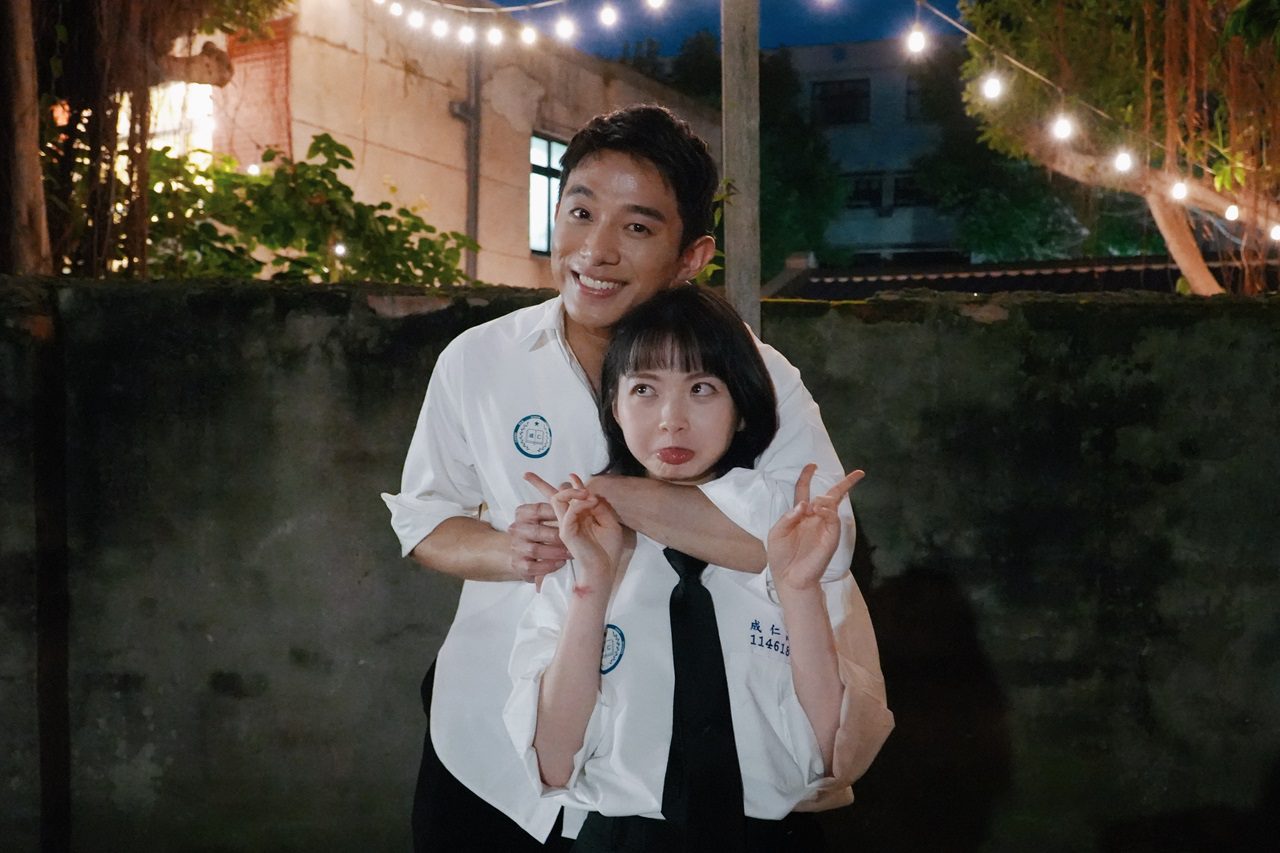 校園驚現恐怖情人 初孟軒深陷愛的監控 喬湲媛淚崩求自由 校園驚現恐怖情人 初孟軒深陷愛的監控 喬湲媛淚崩求自由