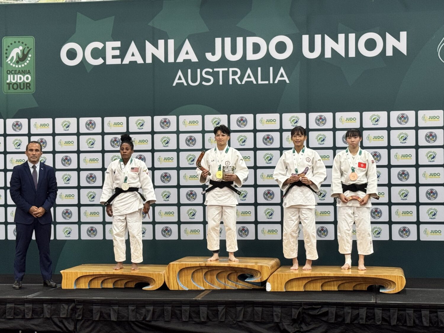 楊勇緯、林真豪勇奪大洋洲公開賽金牌 台中市長盧秀燕祝賀雙金榮耀 楊勇緯、林真豪勇奪大洋洲公開賽金牌 台中市長盧秀燕祝賀雙金榮耀