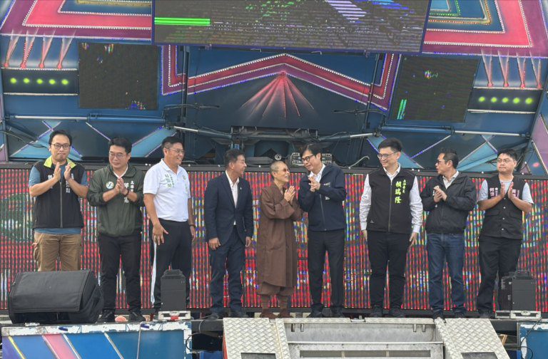 正德幸福高雄公益園遊會　市長陳其邁蒞臨力挺公益