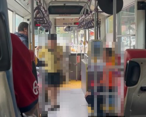不滿乘客好心提醒?男怒嗆「待會打死你」見警來秒慫道歉 不滿乘客好心提醒?男怒嗆「待會打死你」見警來秒慫道歉