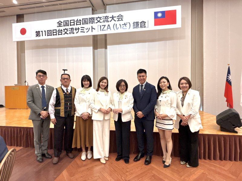 漾新聞|白西裝亮相日本!康裕成率議員展台日盟情 引全場焦點 漾新聞|白西裝亮相日本!康裕成率議員展台日盟情 引全場焦點