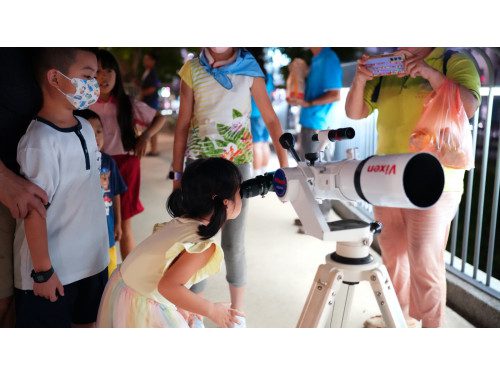 11/5幸福公園「超級月亮」觀測會 近距離體驗月表震撼 11/5幸福公園「超級月亮」觀測會 近距離體驗月表震撼