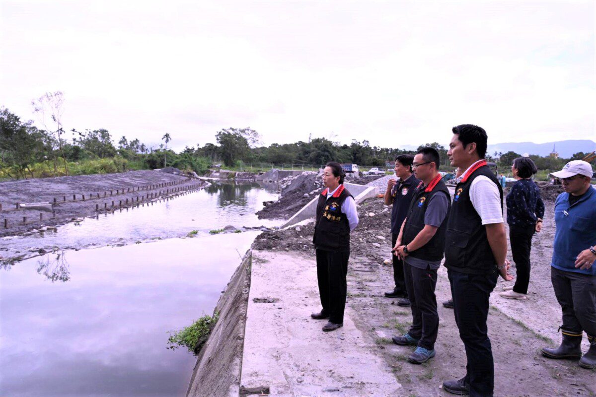 縣長徐榛蔚視察光復鄉、瑞穗鄉重要排水系統工程進度提升治水防洪的標準 縣長徐榛蔚視察光復鄉、瑞穗鄉重要排水系統工程進度提升治水防洪的標準