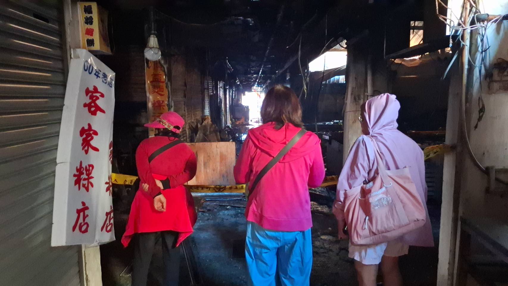 桃園南門市場數百攤位燒毀 張善政：尋找地點設立中繼市場