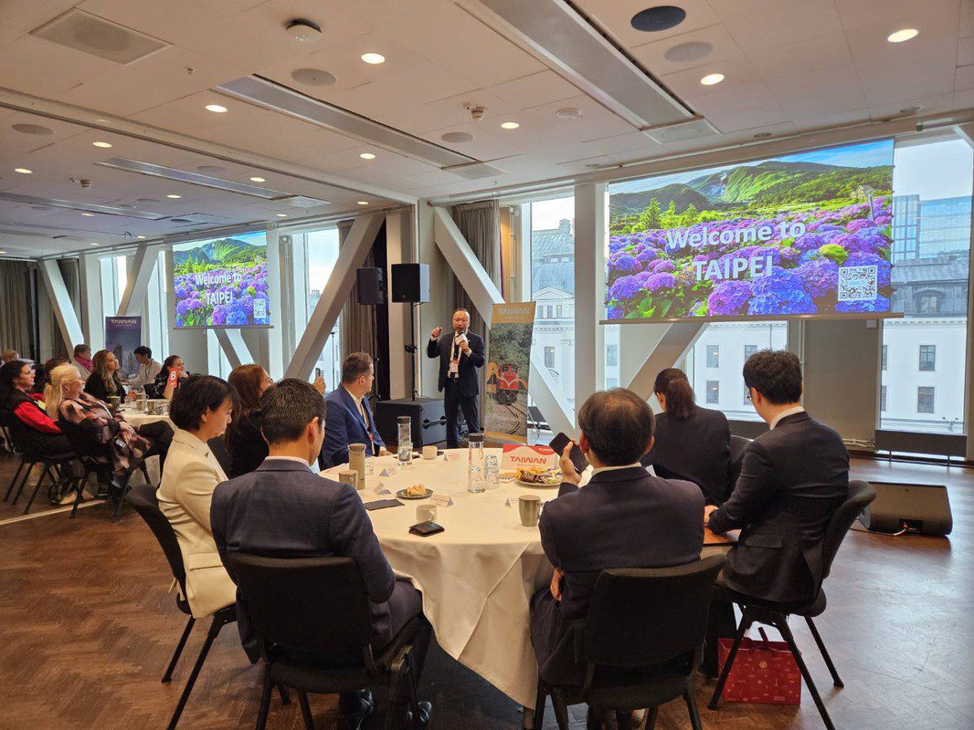 臺北登上倫敦旅展舞台 以安全、文化與創意魅力吸引歐洲旅客 臺北登上倫敦旅展舞台 以安全、文化與創意魅力吸引歐洲旅客
