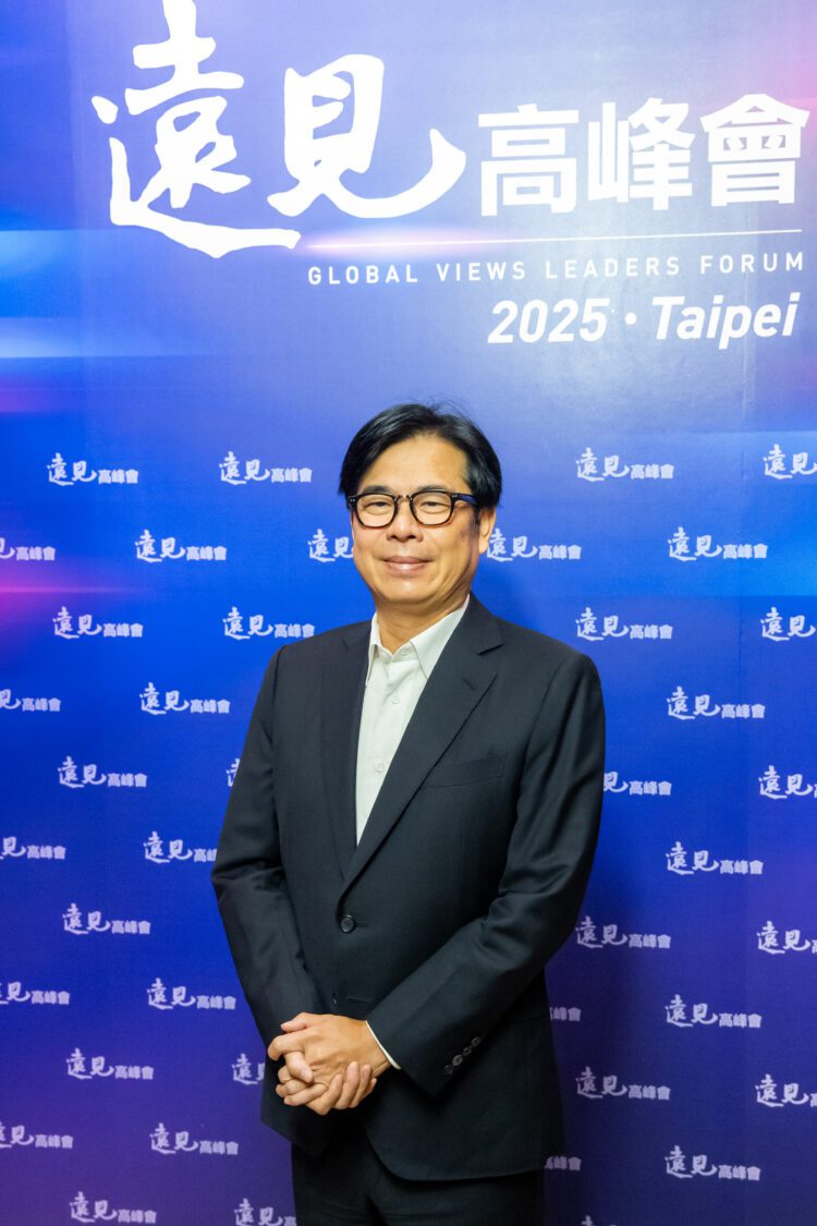 陳其邁出席2025遠見高峰會座談 分享打造亞洲資產管理中心的角色與發展願景