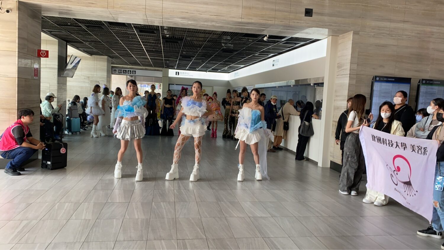 建國科大驚豔彰化火車站　預告《無盡視界》畢業成果展