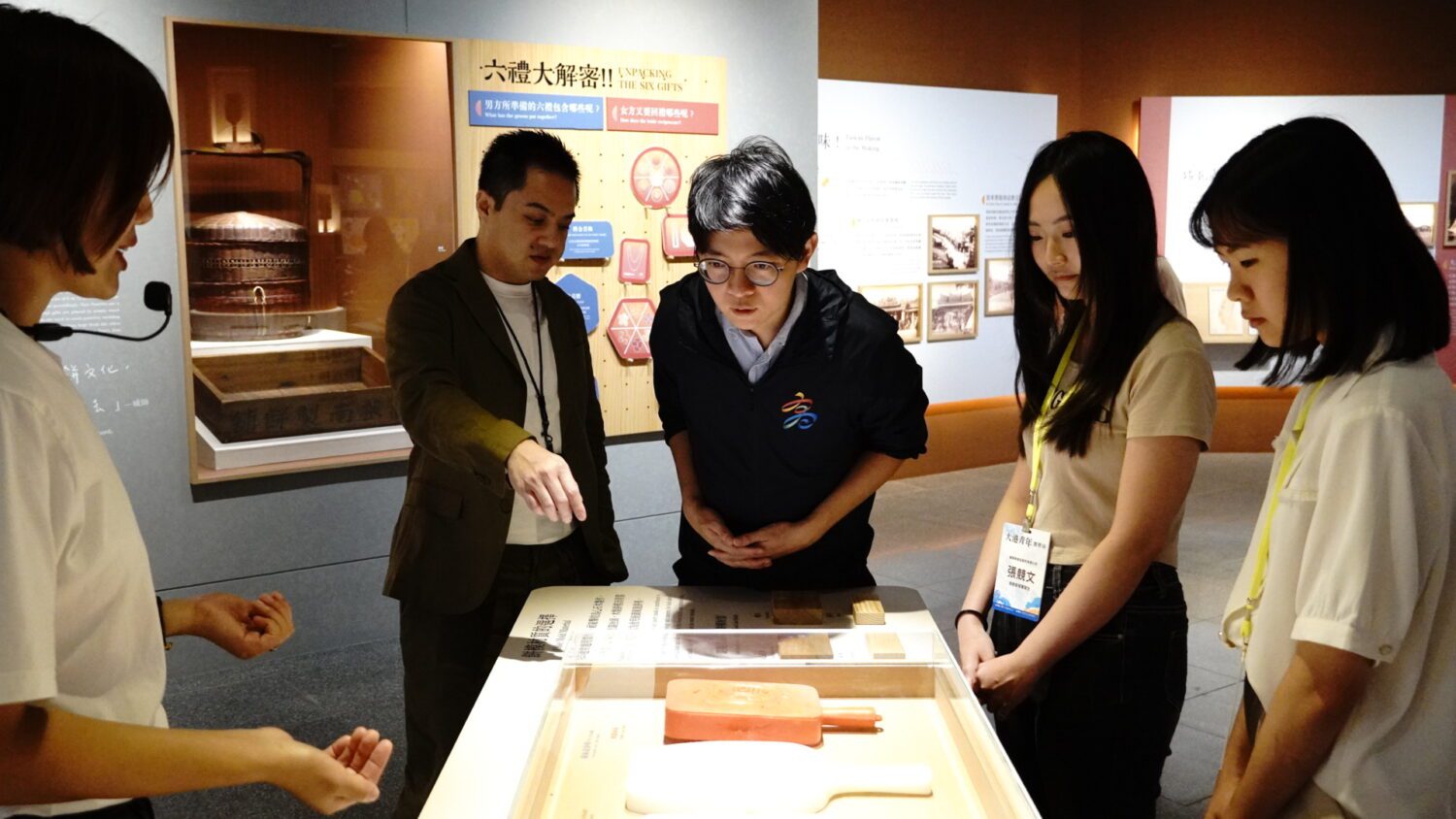 舊振南聯手高市青年局實習計畫連結產學共育 一窺百年漢餅擄獲BLACKPINK味蕾基地 舊振南聯手高市青年局實習計畫連結產學共育 一窺百年漢餅擄獲BLACKPINK味蕾基地