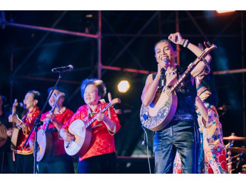 恆春文化中心劇場館11月15日開幕 萬人牽手護古城點亮150年風華 恆春文化中心劇場館11月15日開幕 萬人牽手護古城點亮150年風華