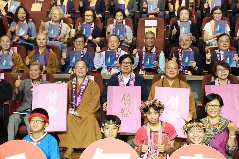 漾新聞|佛光山書香蔬饗迎賓潮 陳其邁讚永續典範 漾新聞|佛光山書香蔬饗迎賓潮 陳其邁讚永續典範