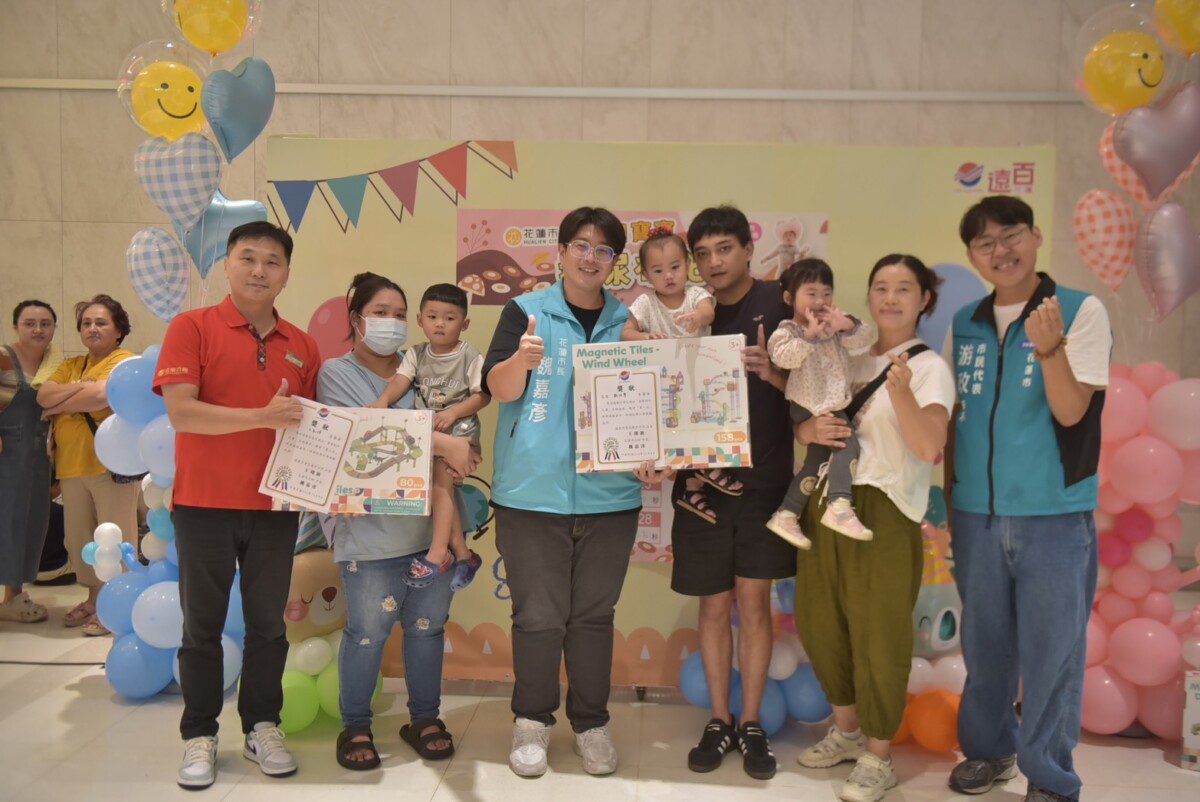 搬尿布大賽萌翻全場 魏嘉彥承諾持續打造親子友善城市