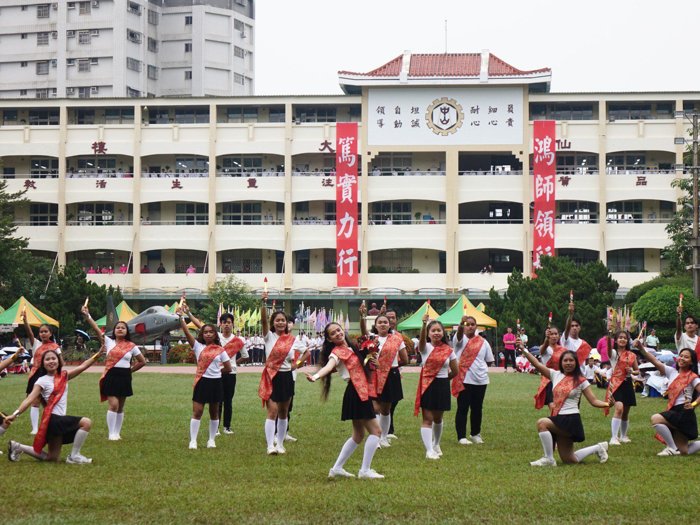 中山工商歡慶51週年校慶暨國父誕辰紀念活動 呈現創新與國際視野 中山工商歡慶51週年校慶暨國父誕辰紀念活動 呈現創新與國際視野