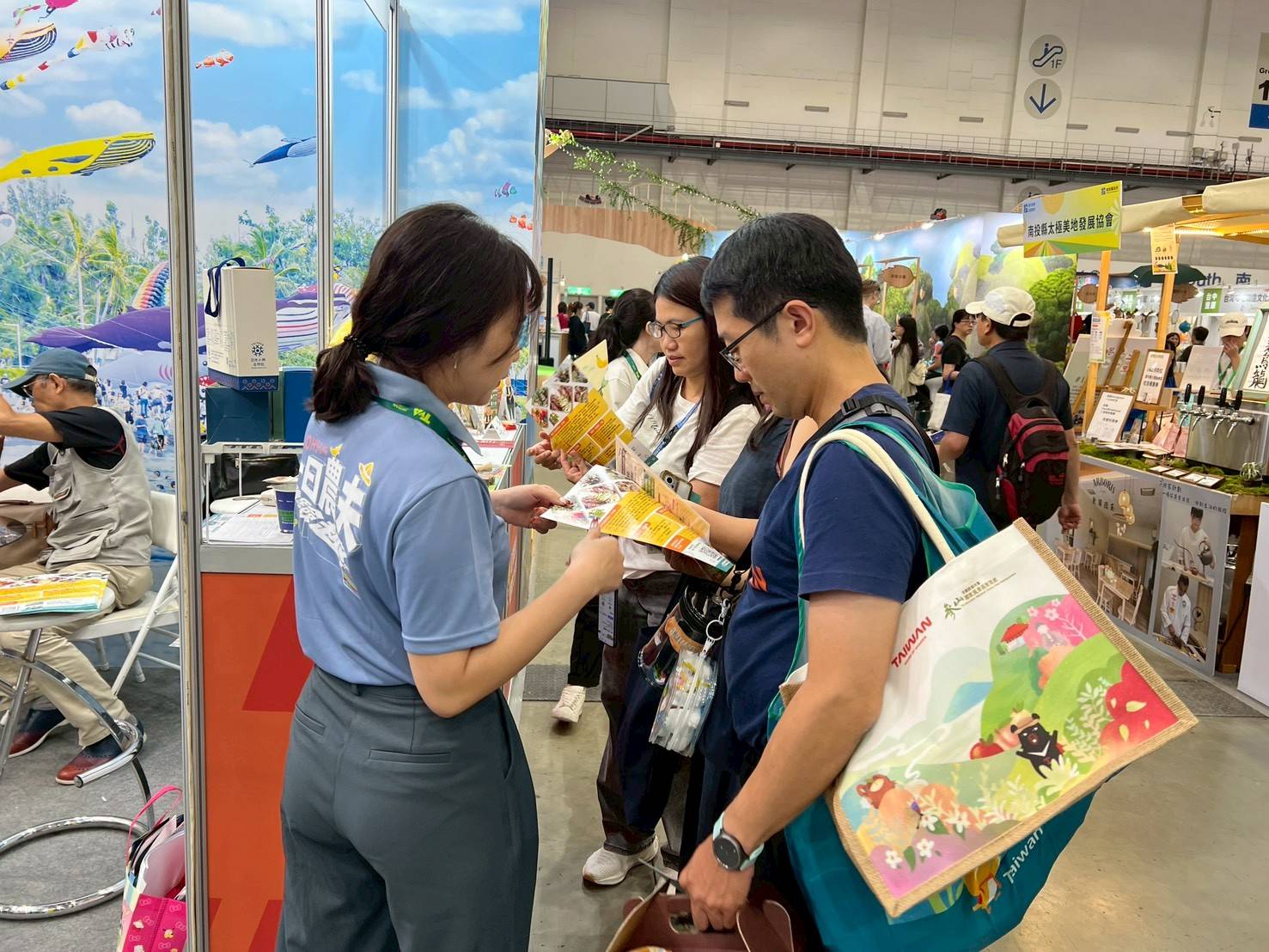 高雄「一日農夫體驗趣」ITF盛大亮相 茶香果香交織南國慢旅行新魅力 高雄「一日農夫體驗趣」ITF盛大亮相 茶香果香交織南國慢旅行新魅力