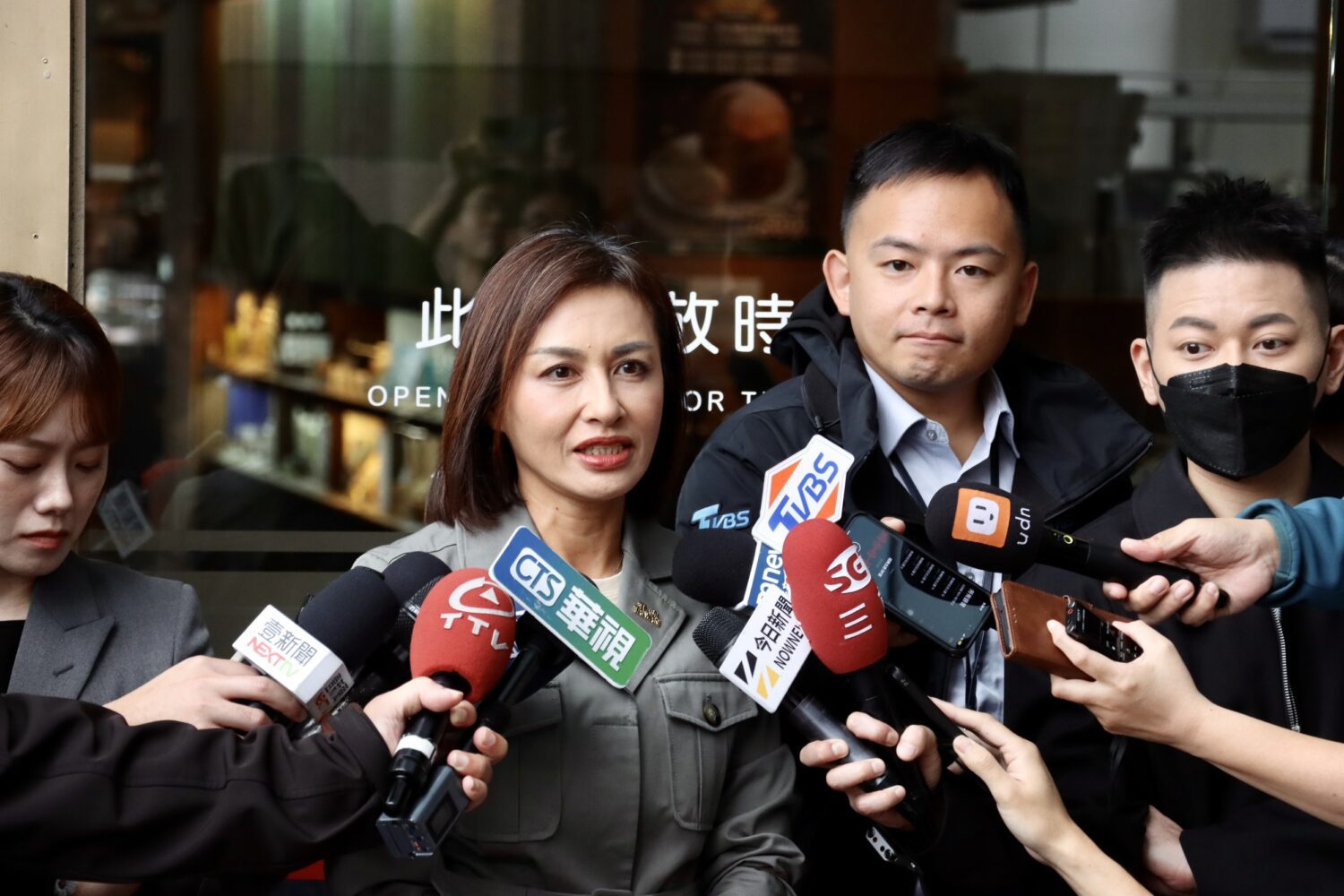 遭柯志恩批「蹭聲量」　邱議瑩反批：難道柯志恩支持鄭麗文很丟臉？