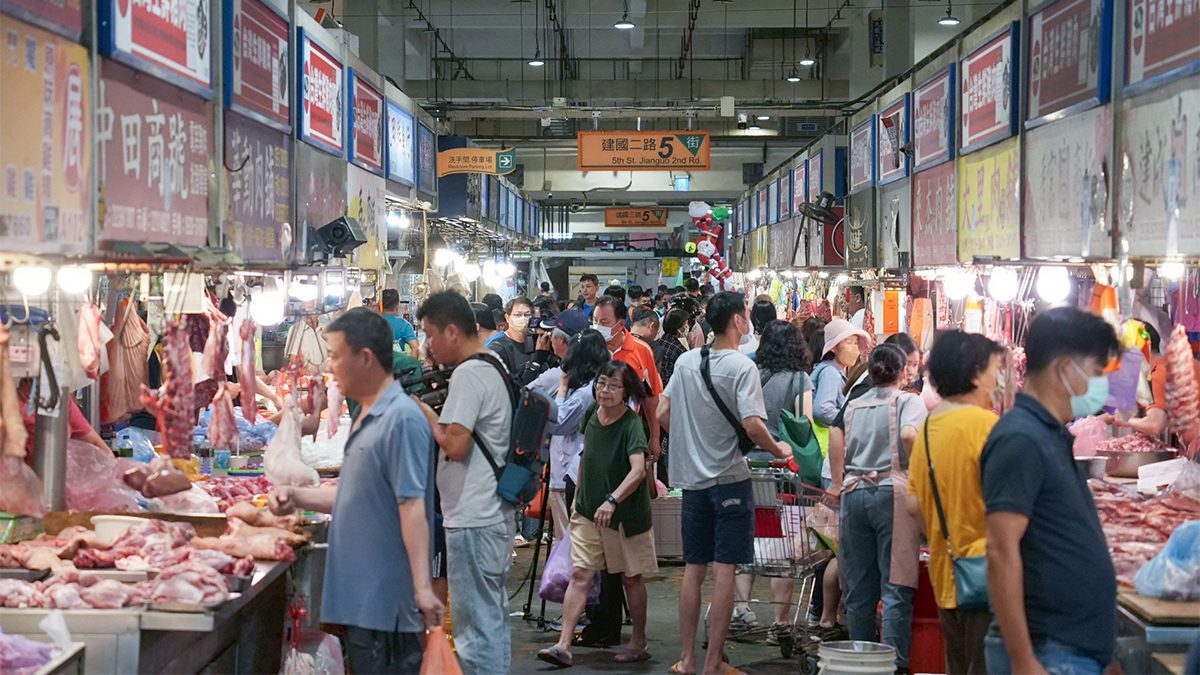非洲豬瘟禁令解除　台中市場豬肉攤全面復工　市府加碼補助養豬戶、祭優惠拚買氣