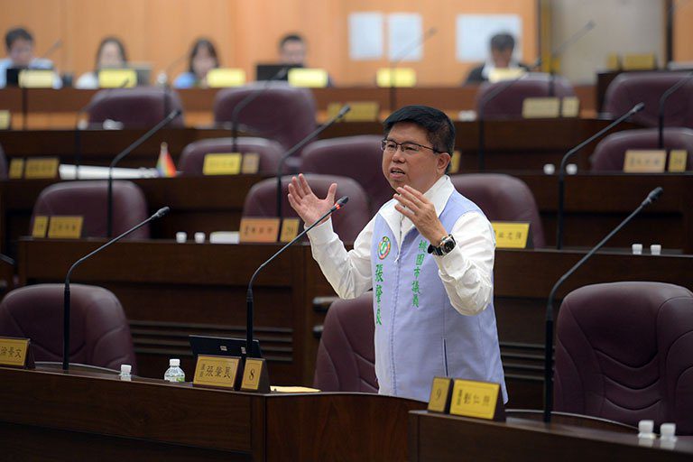 愛心卡使用與客家幣推動 張肇良議員關注龍潭地下體操場進度