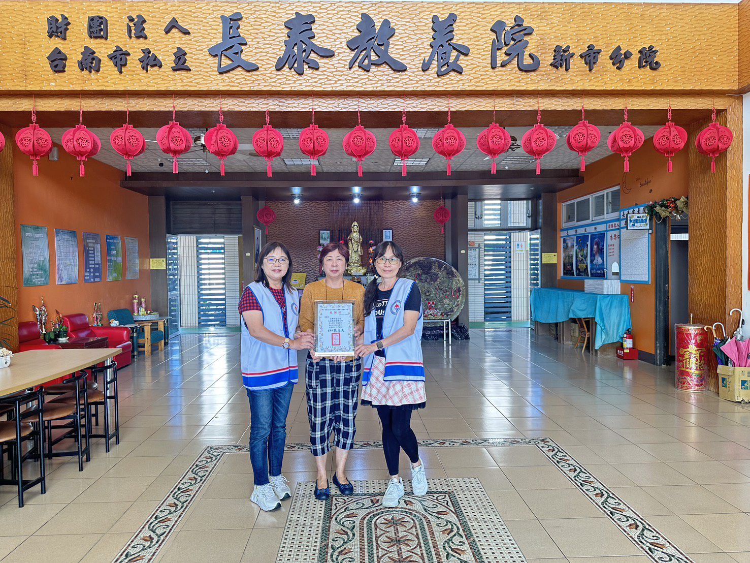 愛心不間斷 中油公司大林煉油廠婦女會歲末關懷送暖 愛心不間斷 中油公司大林煉油廠婦女會歲末關懷送暖