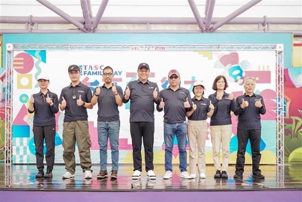 「台亞玩很大!」2025家庭日熱鬧登場 小人國變成台亞員工的遊樂園 「台亞玩很大!」2025家庭日熱鬧登場 小人國變成台亞員工的遊樂園