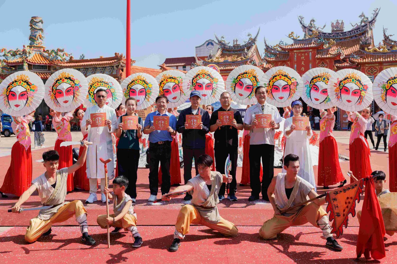 南鯤鯓代天府鯤鯓王平安鹽祭登場 同心為臺灣祈福 南鯤鯓代天府鯤鯓王平安鹽祭登場 同心為臺灣祈福