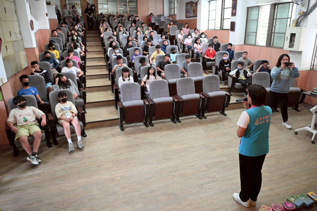 游淑貞力邀中華文創藝術公益協會為吉安鄉進行兒少性剝削防治宣導 游淑貞力邀中華文創藝術公益協會為吉安鄉進行兒少性剝削防治宣導