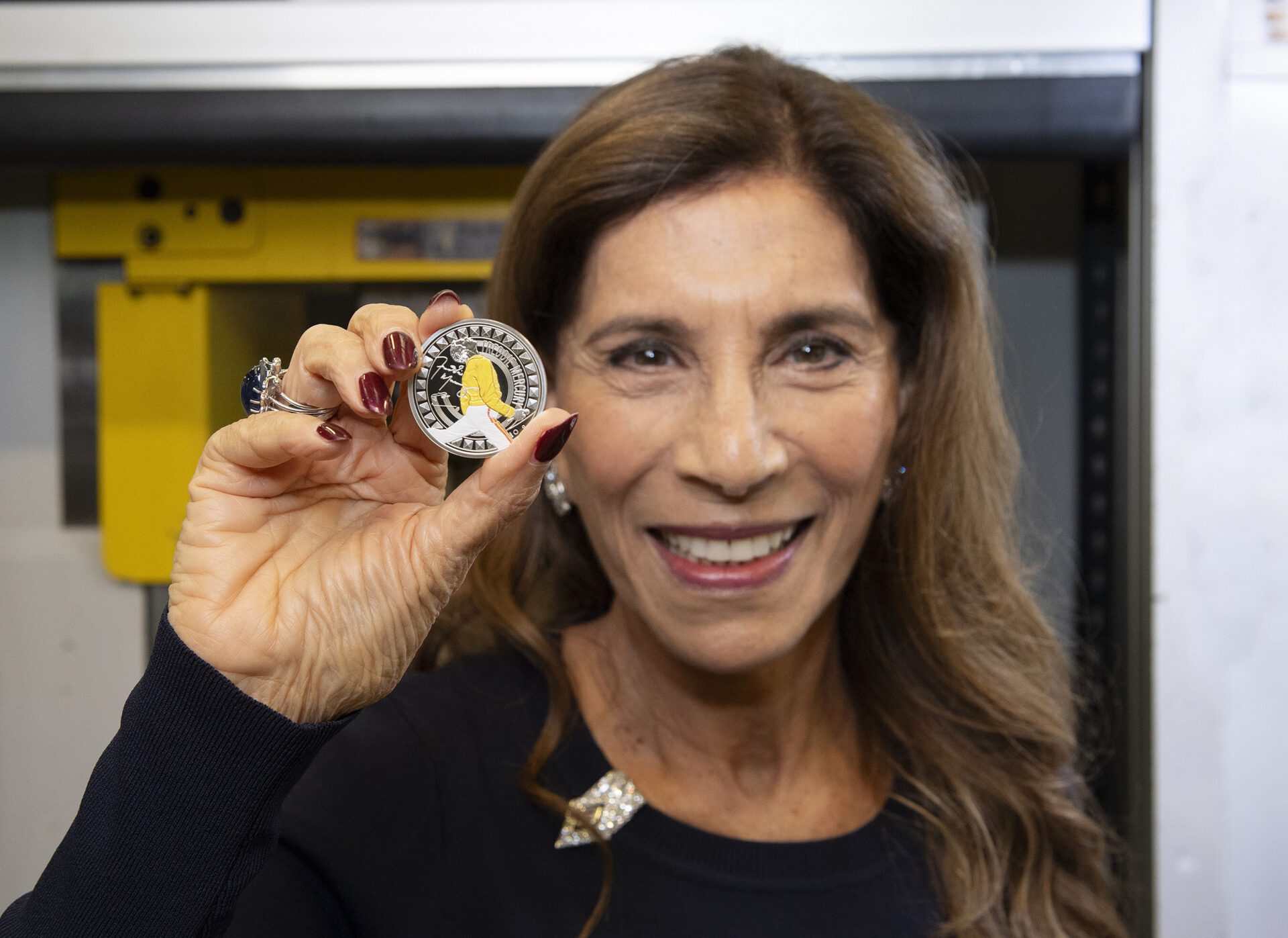 The Royal Mint 以 Freddie Mercury 紀念幣震撼全英國 The Royal Mint 以 Freddie Mercury 紀念幣震撼全英國