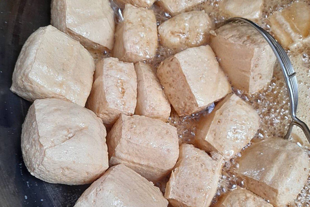 台東市建興路美食必吃!一塊塊香氣四溢的港式臭豆腐引人駐足 台東市建興路美食必吃!一塊塊香氣四溢的港式臭豆腐引人駐足