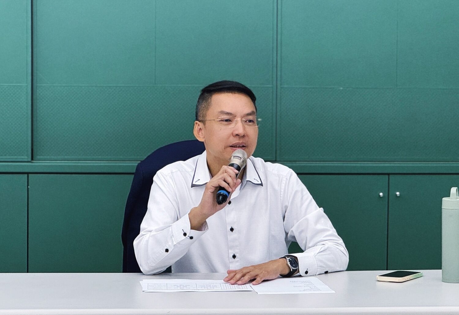 民進黨高雄市黨部通過第一階段議員提名席次 主委黃文益全力備戰2026 民進黨高雄市黨部通過第一階段議員提名席次 主委黃文益全力備戰2026