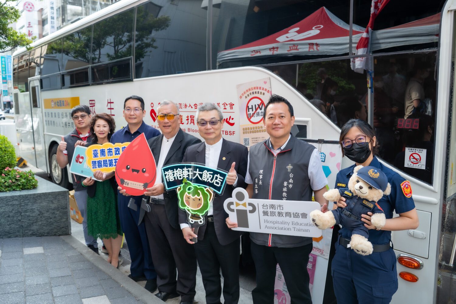 禧榕軒大飯店三週年慶 舉辦捐血公益活動溫暖台南 禧榕軒大飯店三週年慶 舉辦捐血公益活動溫暖台南