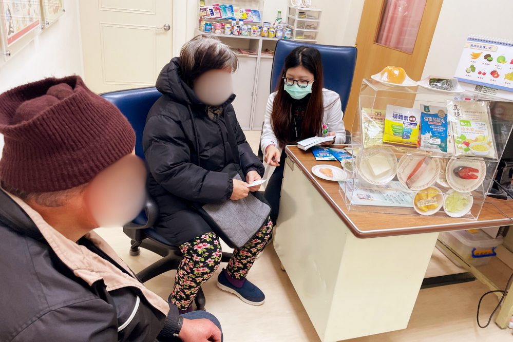 用專業編織愛與希望 北榮新竹堅實照護網絡相伴弱勢渡過難關邁向重生 用專業編織愛與希望 北榮新竹堅實照護網絡相伴弱勢渡過難關邁向重生