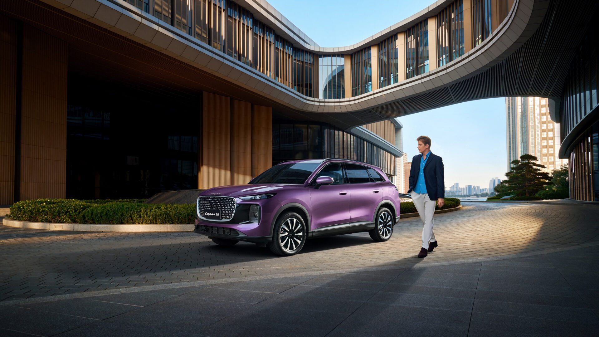 從靈感到現實:LEPAS設計團隊解碼「豹麗美學」的誕生之旅 從靈感到現實:LEPAS設計團隊解碼「豹麗美學」的誕生之旅