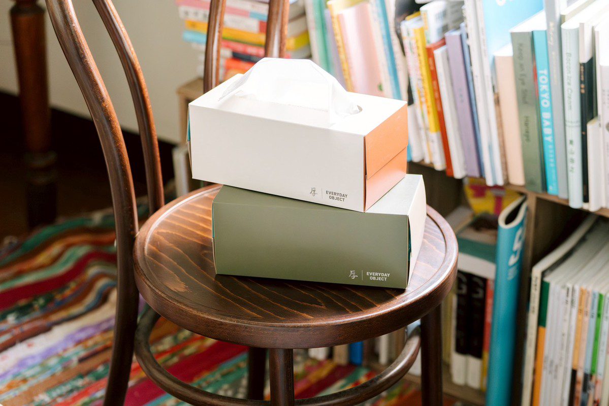 一款無需隱藏的面紙 – EO 聯名五月花「厚棒」將美帶入每天的微小瞬間